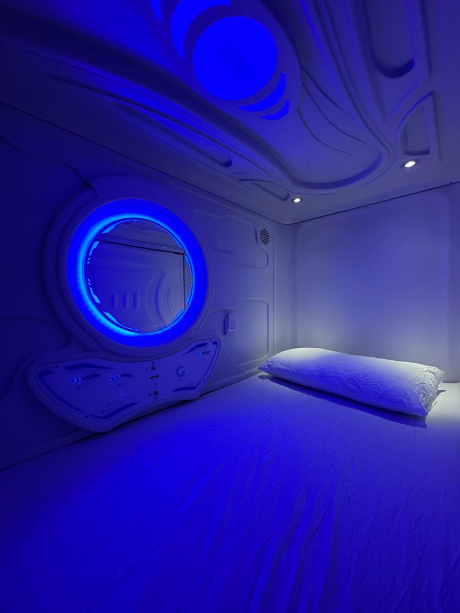 Bunk Bed Mixed Dormitory Room