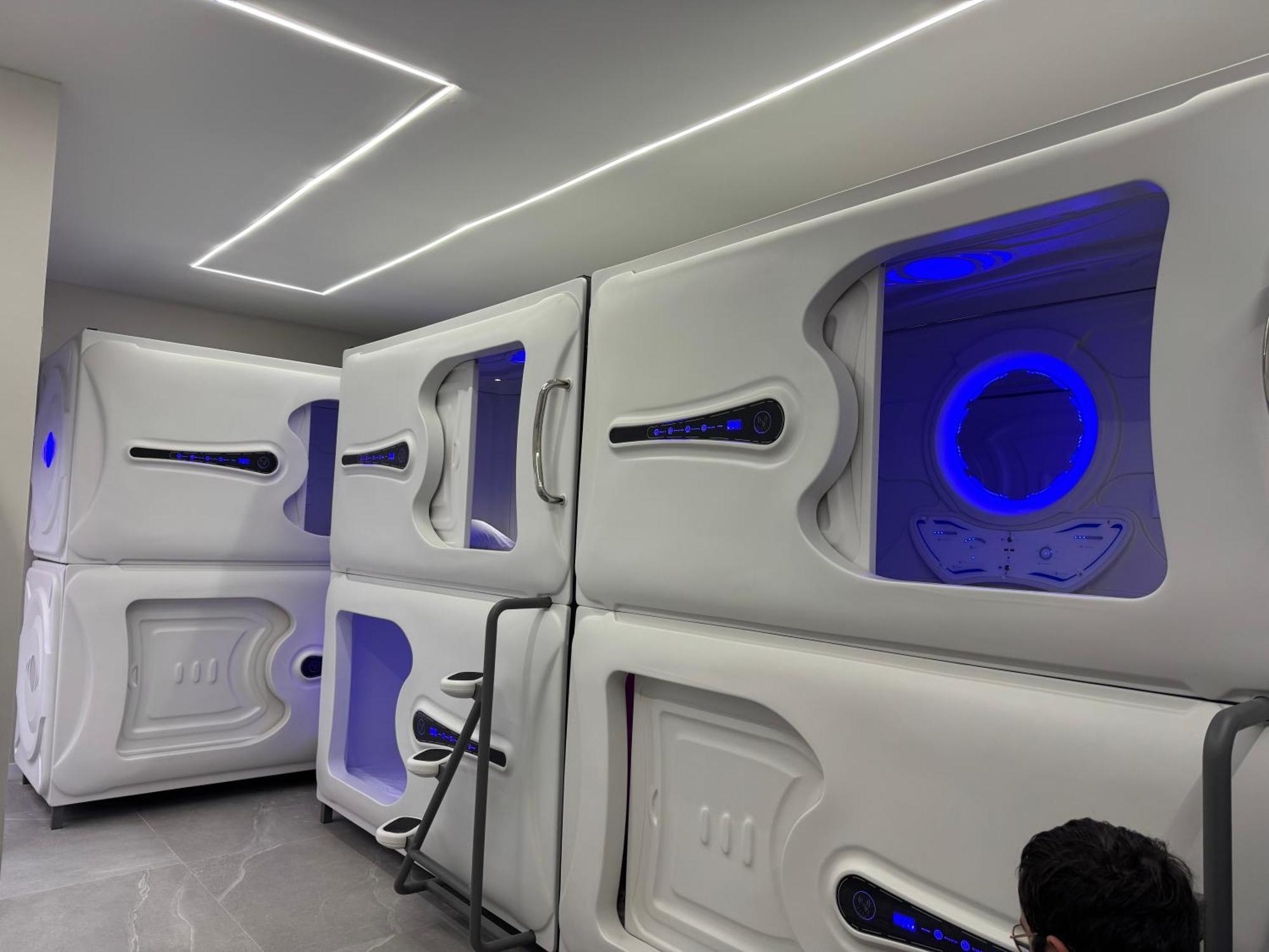 Bunk Bed Mixed Dormitory Room